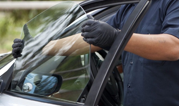 Замена автостекла